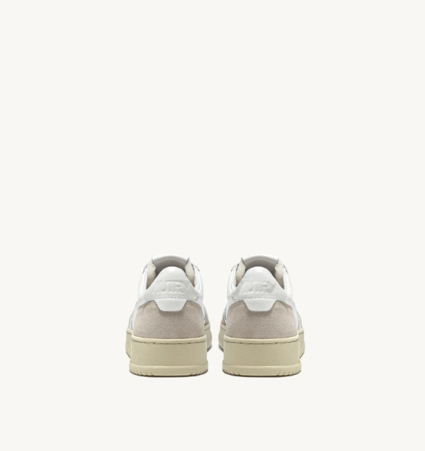 Baskets Medalist Low en Daim et Cuir - Blanc et Beige