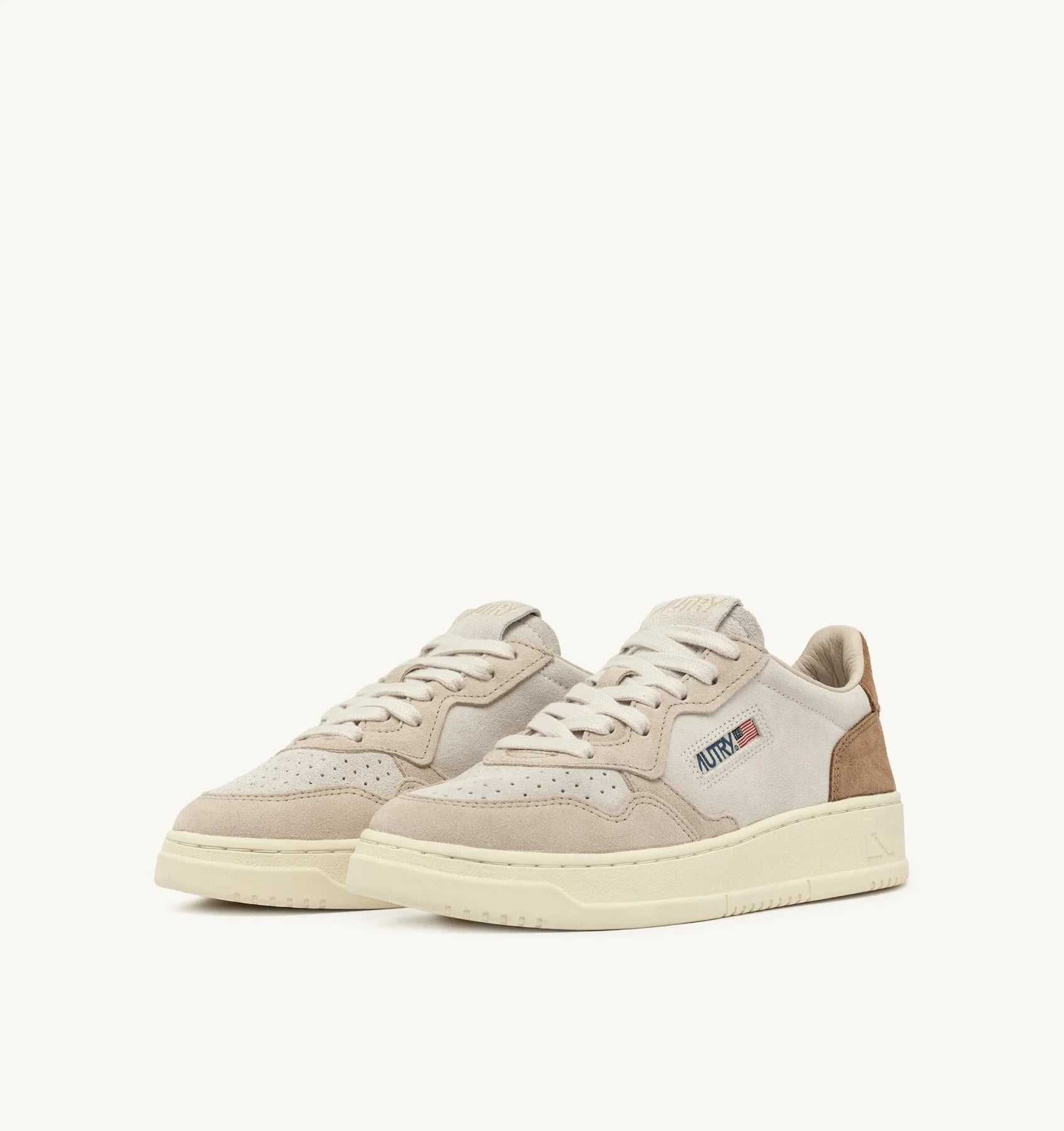 Baskets Medalist Low Tricolore en Daim - Sand et Cigar