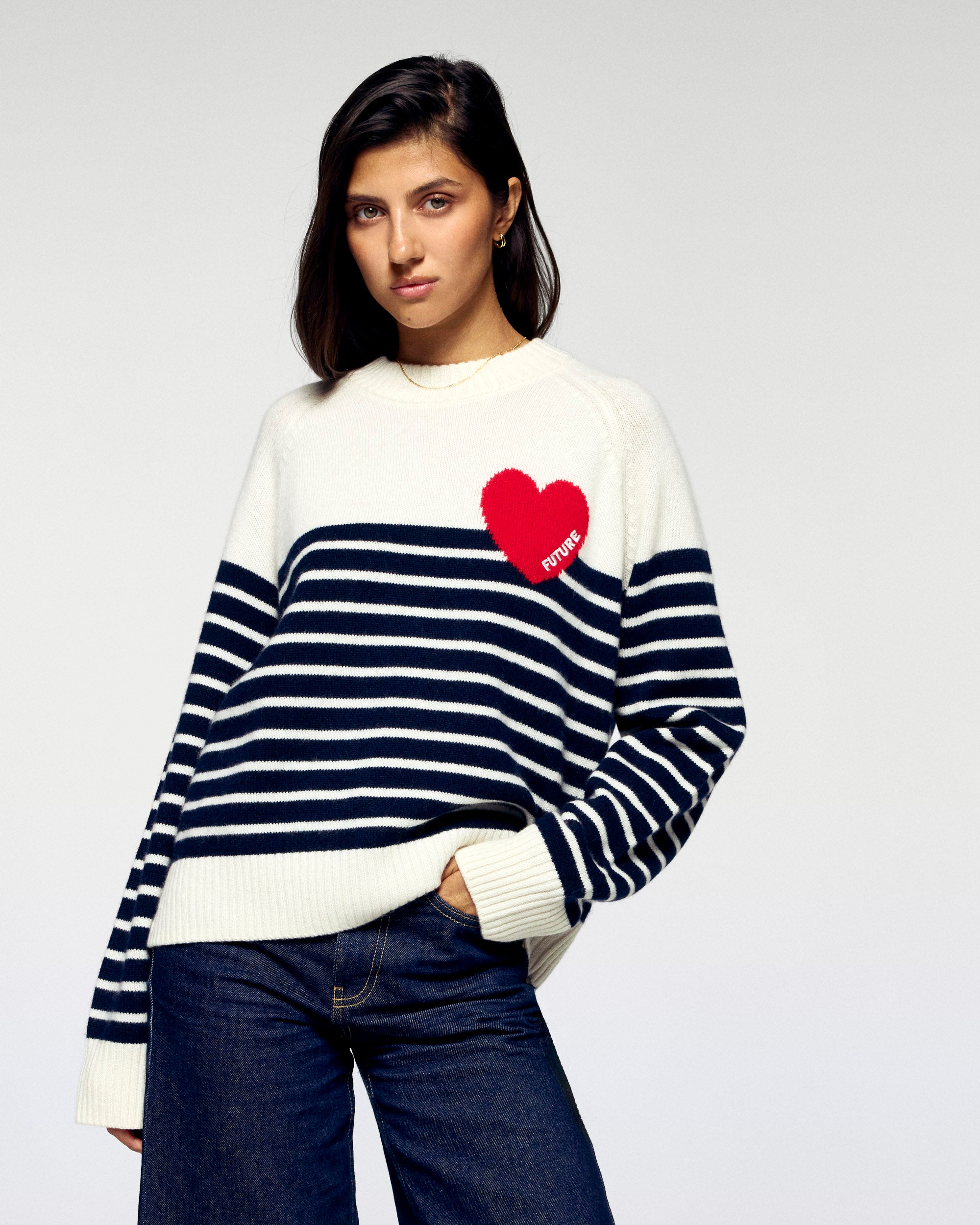 Pull Col Rond Rayé Coeur - Écru et Bleu